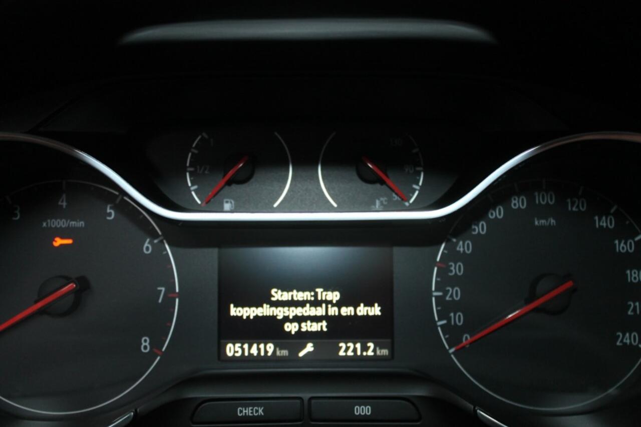 Opel Crossland X 1.2 T. INNOVATION CLIMA CRUISE NAVI 51.KM