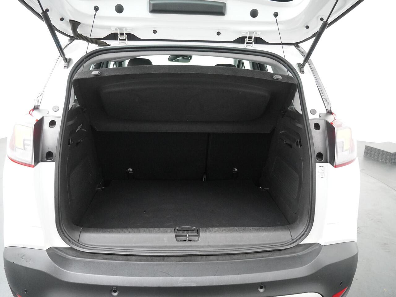 Opel Crossland X 1.2 Turbo Innovation - Navigatie - Climate Control - Apple Carplay/Android Auto - Trekhaak