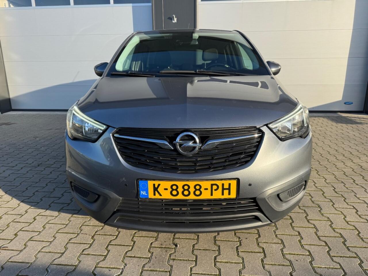 Opel Crossland X 1.2 120 JAAR EDITION / PDC voor en achter / Stuur en Stoelverwarming / APK t/m 31-03-2027 /