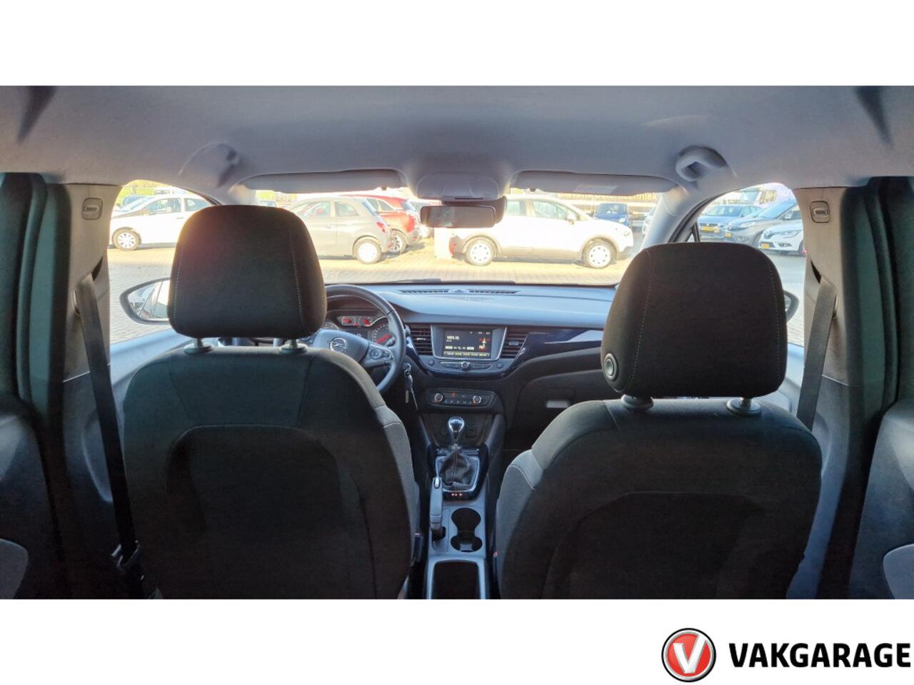 Opel Crossland X 24000 org km.stand 1.2 120 J. Edition