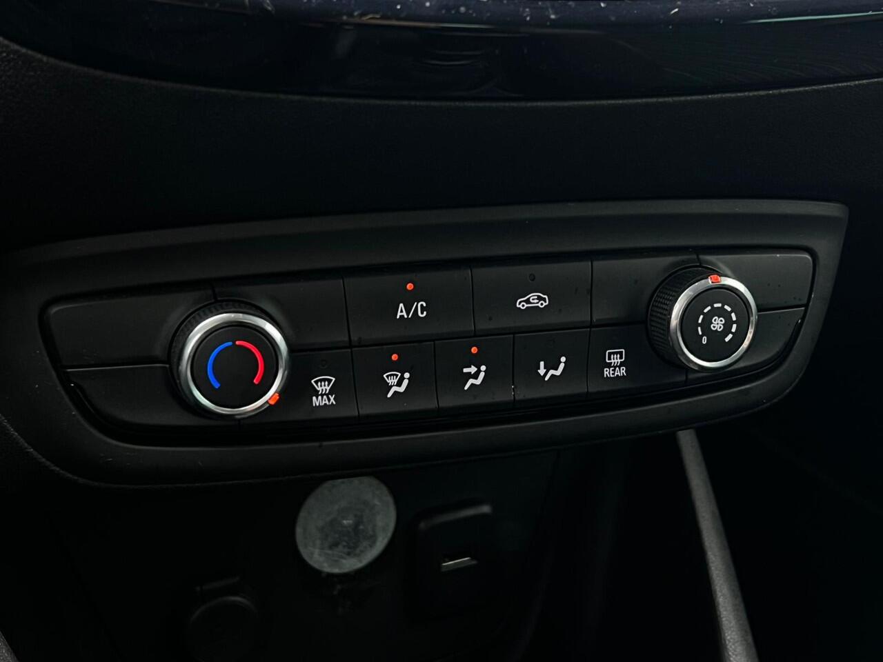 Opel Crossland X 1.2 Turbo 120 Jaar Edition NL-AUTO | AIRCO | HOGE INSTAP