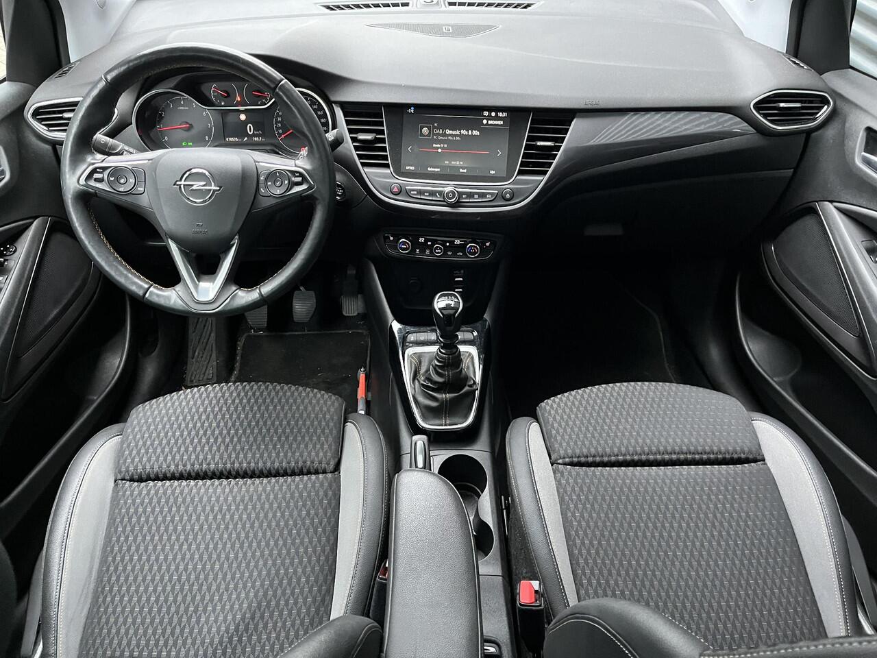 Opel Crossland X Ultimate 1.2 Turbo 130pk | AGR-STOELEN | PANODAK | TREKHAAK | WINTERPACK | VOORRUITVERWARMING | KEYLESS | ANDROID AUTO / APPLE CARPLAY | ISOFIX |