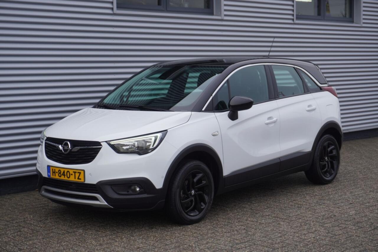 Opel Crossland X 1.2 Turbo 130pk Innovation / Zwart dak / Camera + parkeersensoren / Navi