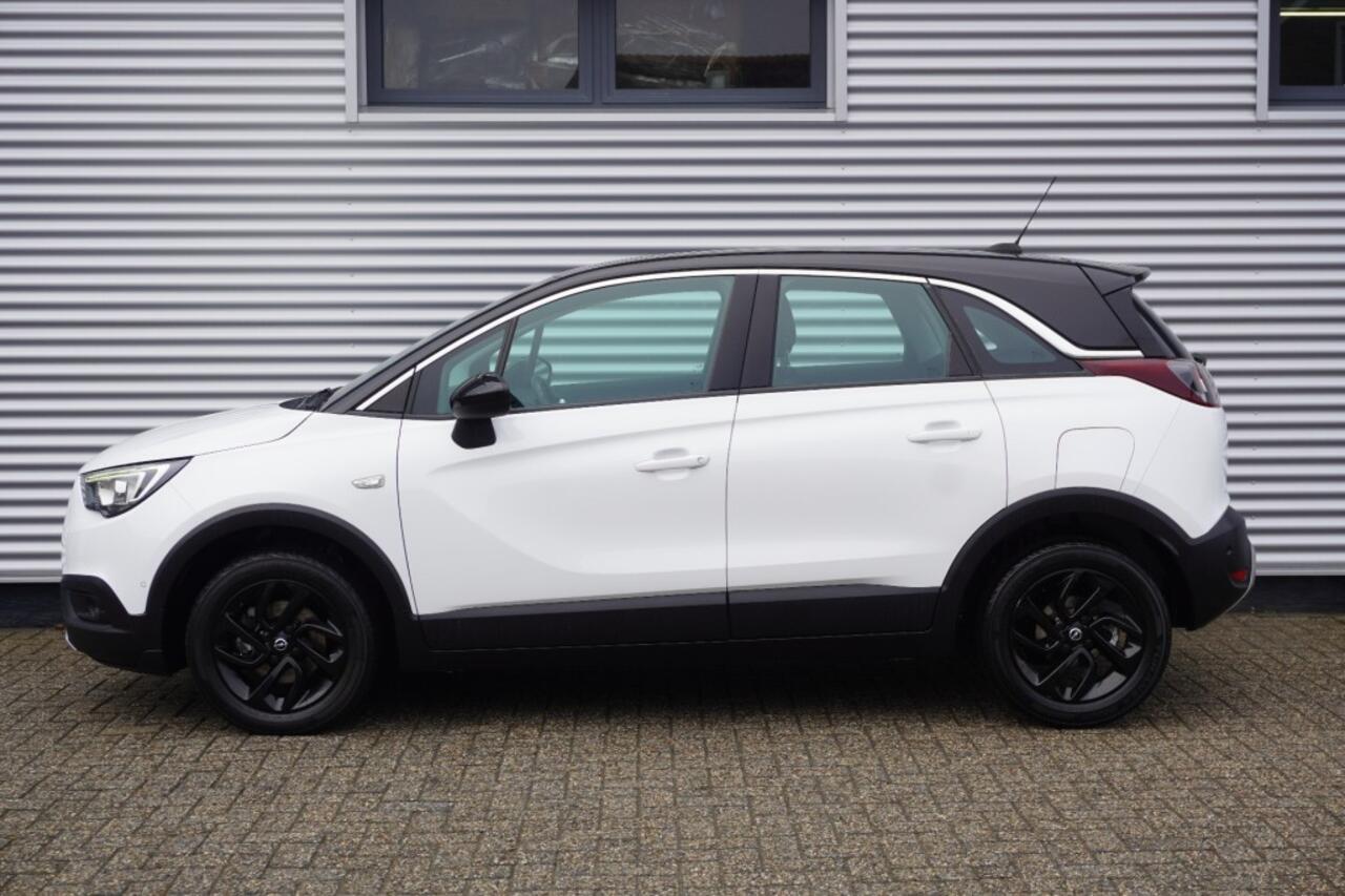 Opel Crossland X 1.2 Turbo 130pk Innovation / Zwart dak / Camera + parkeersensoren / Navi