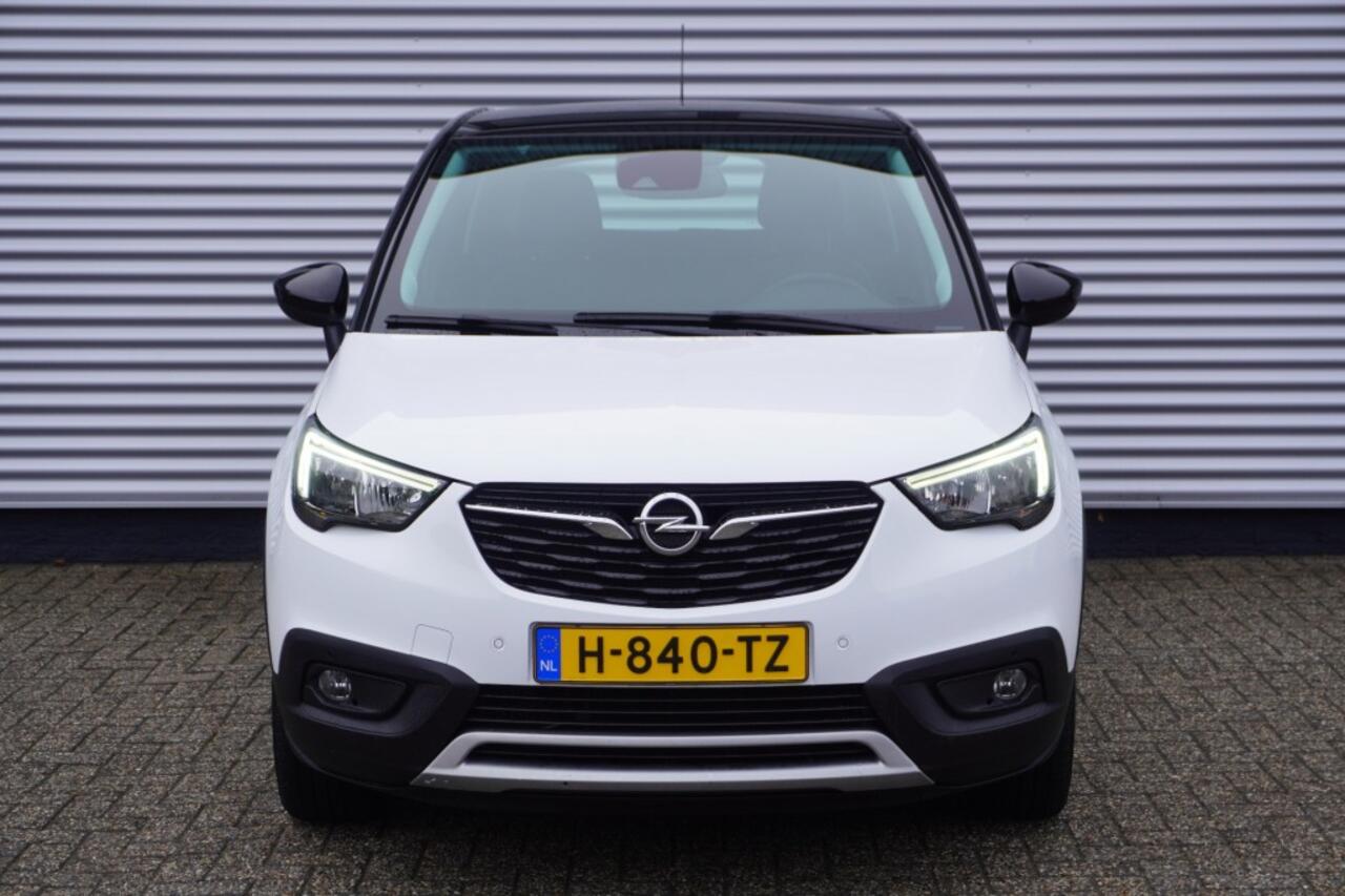 Opel Crossland X 1.2 Turbo 130pk Innovation / Zwart dak / Camera + parkeersensoren / Navi