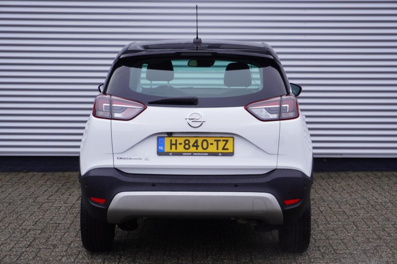 Opel Crossland X 1.2 Turbo 130pk Innovation / Zwart dak / Camera + parkeersensoren / Navi