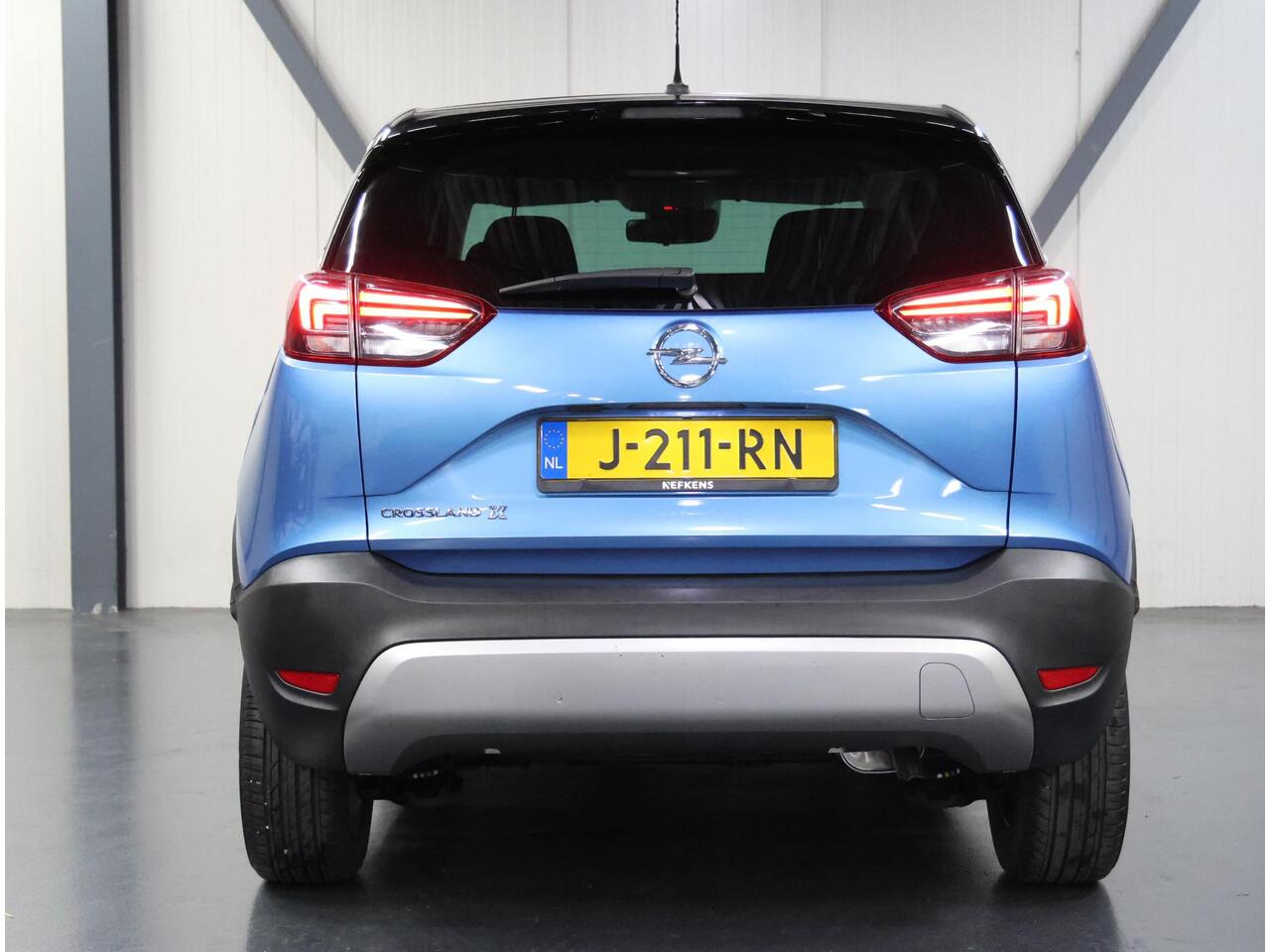 Opel Crossland X 110PK Edition 2020 | 1ste eigenaar | AppleCarplay/Android Auto | Airco | 16"LMV | Two-Tone | Isofix | Privacy Glass | Goed Onderhouden! |