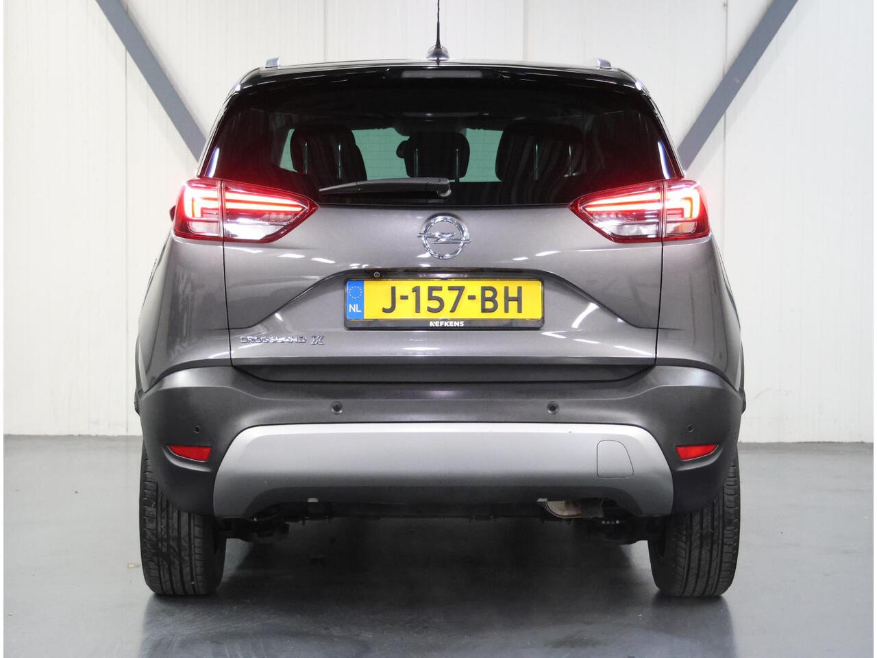 Opel Crossland X 130PK Turbo Edition 2020 | Camera | AUTOMAAT | AppleCarplay/Android Auto | Cruise Control | Climate Control | Navigatie | LED lampen | Two-Tone | Isofix | Privacy Glass | Parkeersensoren |