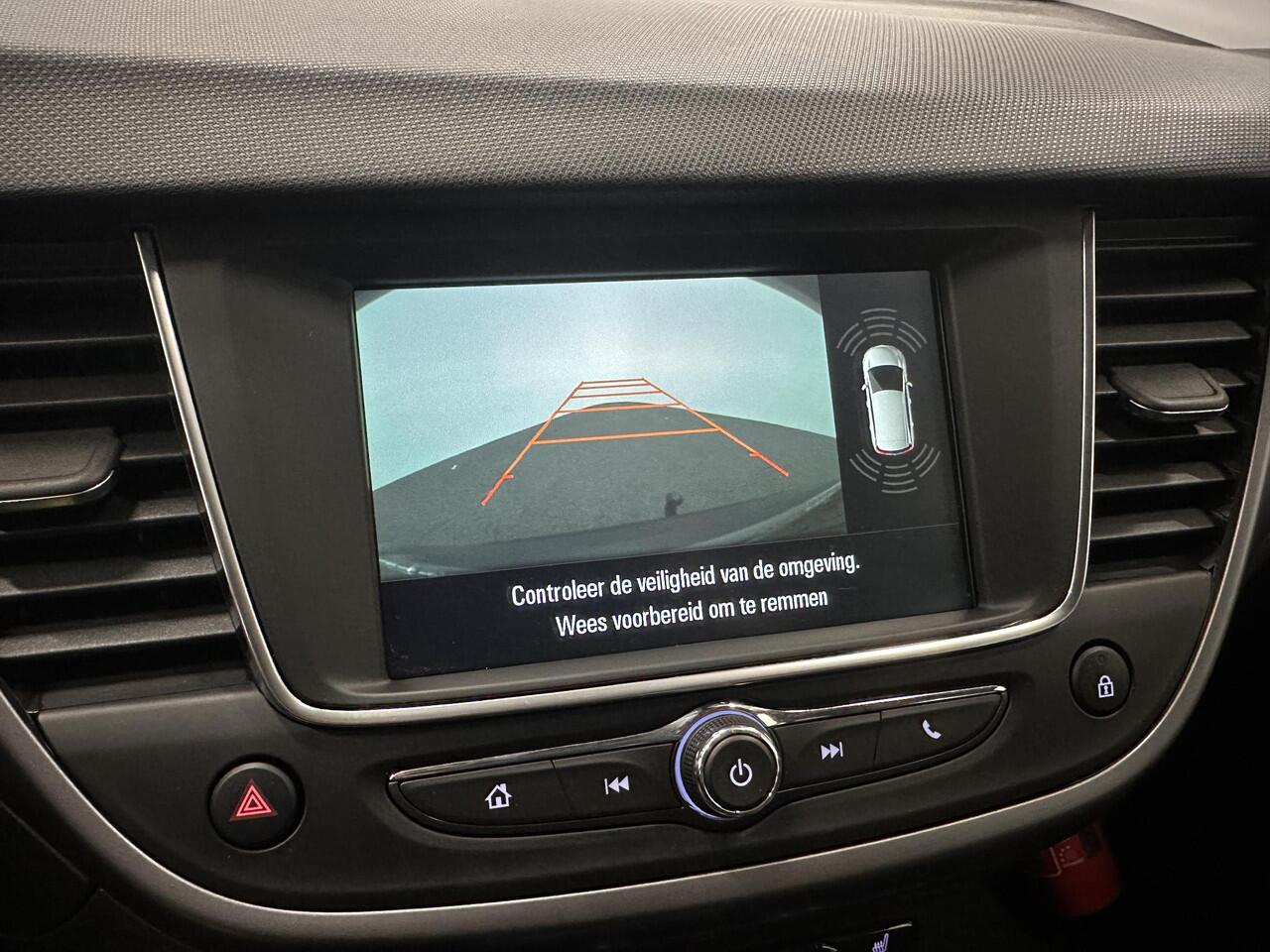 Opel Crossland X 1.2 Turbo Innovation Automaat Trekhaak Navigatie Apple Carplay/Android Auto Camera Parkeersensoren Cruise Control Stoel-en stuurverwarming Climate Control Lichtmetalen velgen Getinte ramen