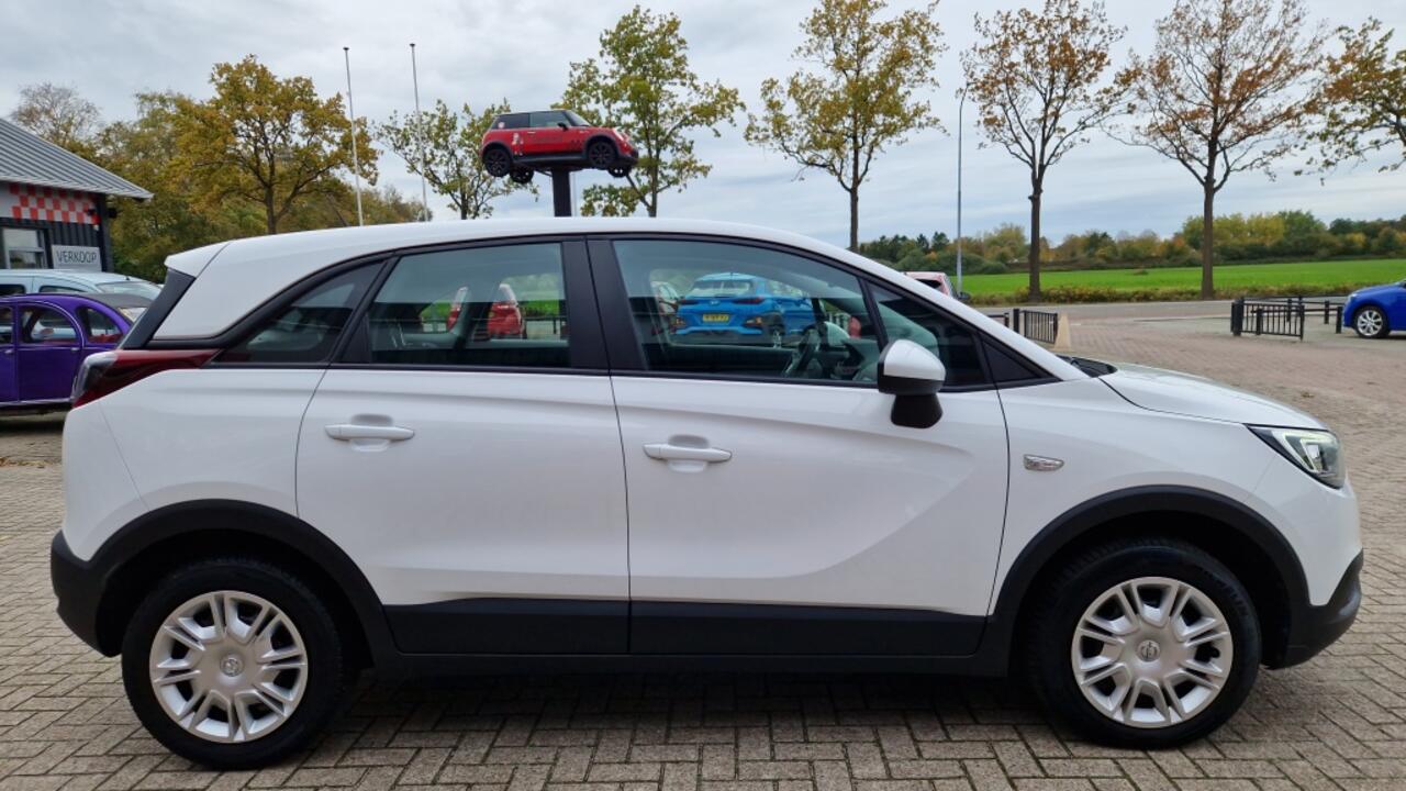Opel Crossland X 29000 km !!! 1.2 Turbo. Edition
