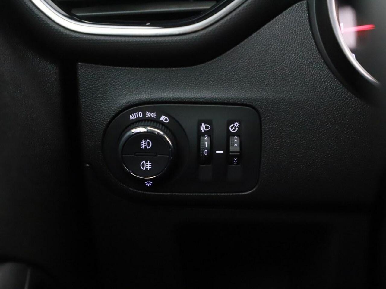 Opel Crossland X 1.2 Turbo 110pk Innovation Led/AGR/Nav/Clima /Camera/Blindspot/Keyless/H.Leder/Carplay