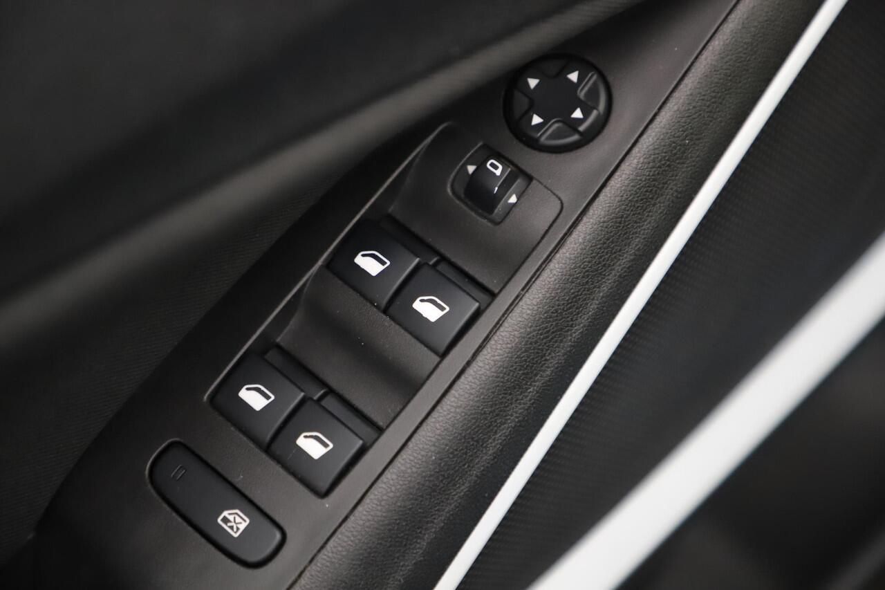 Opel Crossland X 1.2 Turbo Edition 2020 110PK Navigatie LED Carplay Android Airco Cruise Control Rijstrooksensor