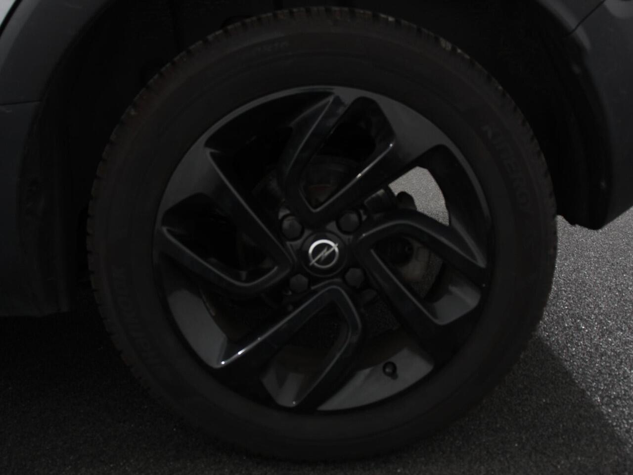 Opel Crossland X 1.2 Turbo Innovation | Climate Control | Apple Carplay / Android auto | Lichtmetalen Velgen | Camera | Two Tone