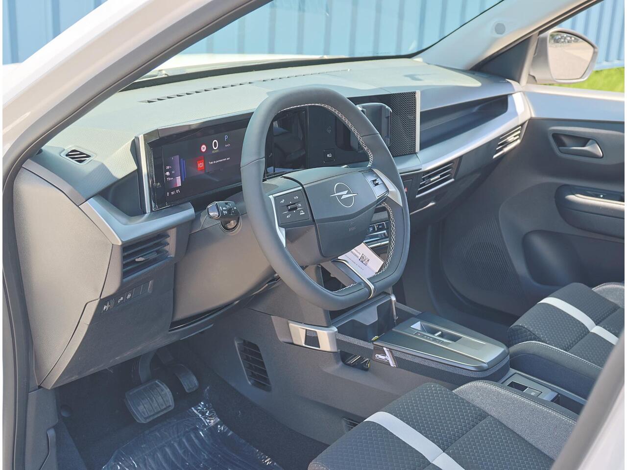 Opel FRONTERA Electric Edition 44 kWh | Incl. ¤3.172,18 Korting! | Airco | Cruise Control | Parkeersensoren achter | 11kw Boordlader | Smartphone integratie infotainment |