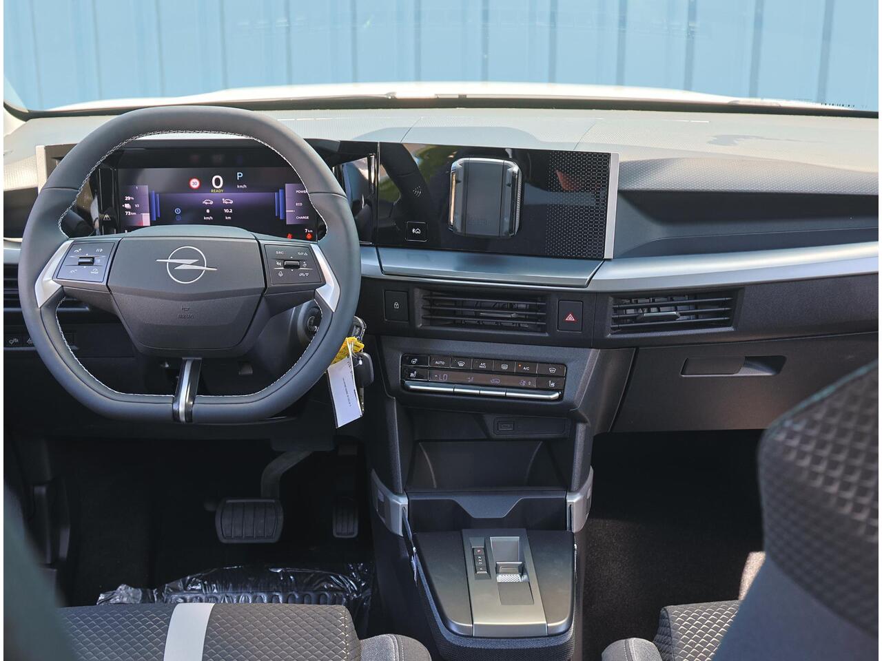 Opel FRONTERA Electric Edition 44 kWh | Incl. ¤3.172,18 Korting! | Airco | Cruise Control | Parkeersensoren achter | 11kw Boordlader | Smartphone integratie infotainment |