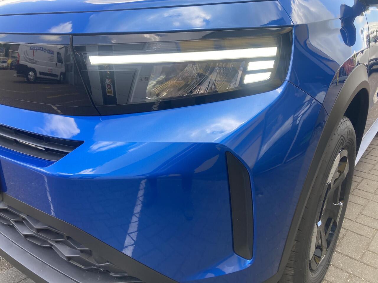 Opel FRONTERA Electric Edition 44 kWh | DEMO | Navigatie | Achteruitrijcamera | Stoel + stuurwielverwarming | Cruise Control | Voorruitverwarming |