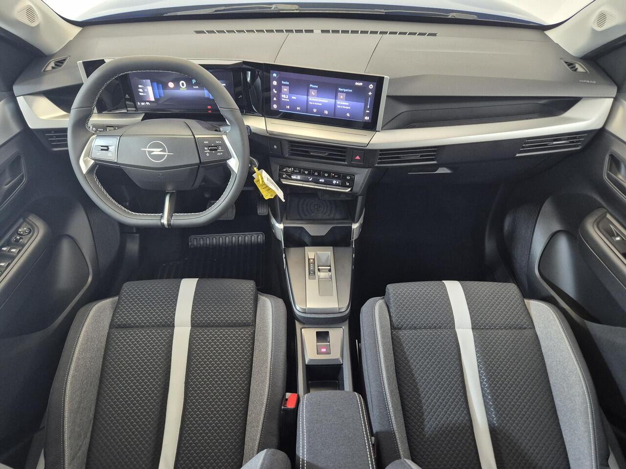 Opel FRONTERA Electric Edition 44 kWh | Navigatie | Achteruitrijcamera | Stoelverwarming | Comfortstoel | Stuurverwarming | Apple Carplay/Android Auto |