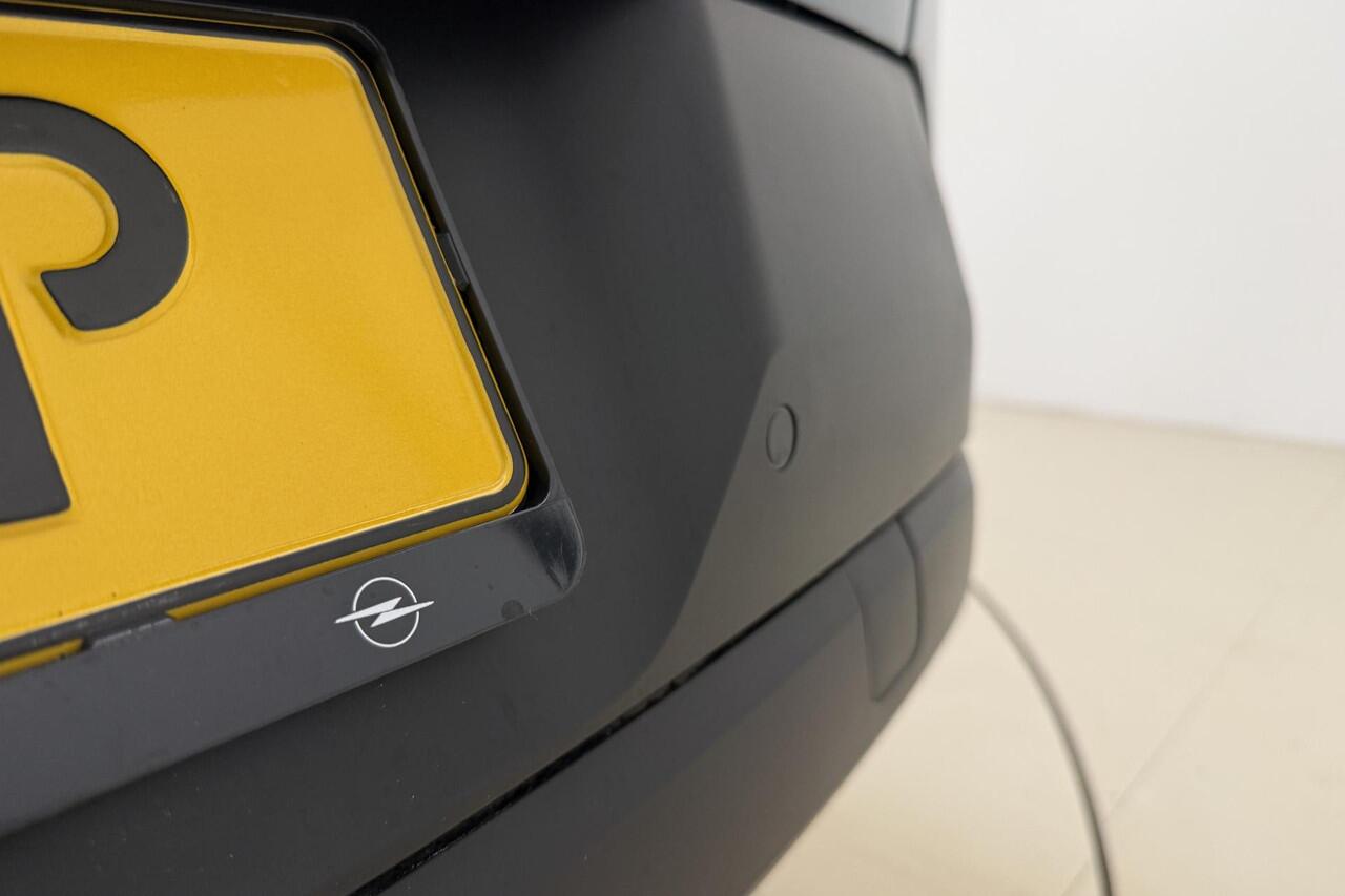 Opel FRONTERA 1.2 Turbo Hybrid Edition | ¤1.800,- demo voordeel! | Navigatie | Camera | Stoelverwarming | Voorruitverwarming | Stuurverwarming | Apple Carplay | Parkeersensoren