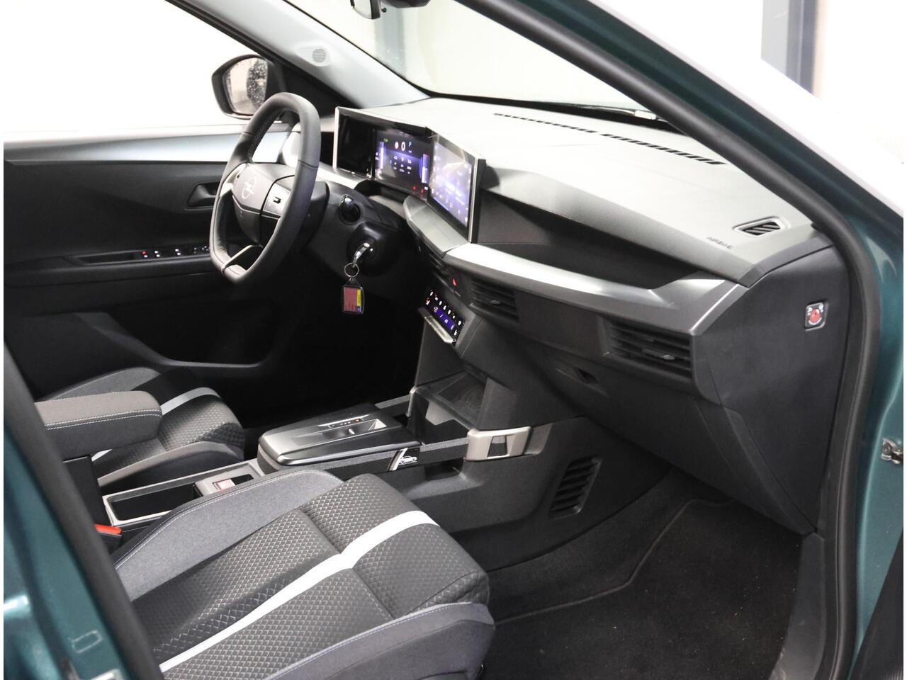 Opel FRONTERA 1.2 Turbo Hybrid GS | 1ste eigenaar | AUTOMAAT | AppleCarPlay/AndroidAuto | Cruise Control | Camera | Isofix | Parkeersensoren |