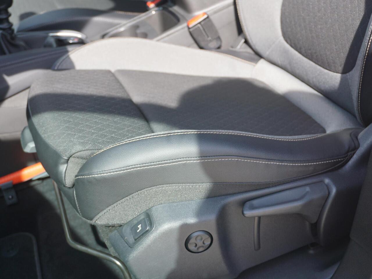 Opel Grandland 1.2 Turbo GS Line 180° Camera | All-season banden | Navigatie systeem