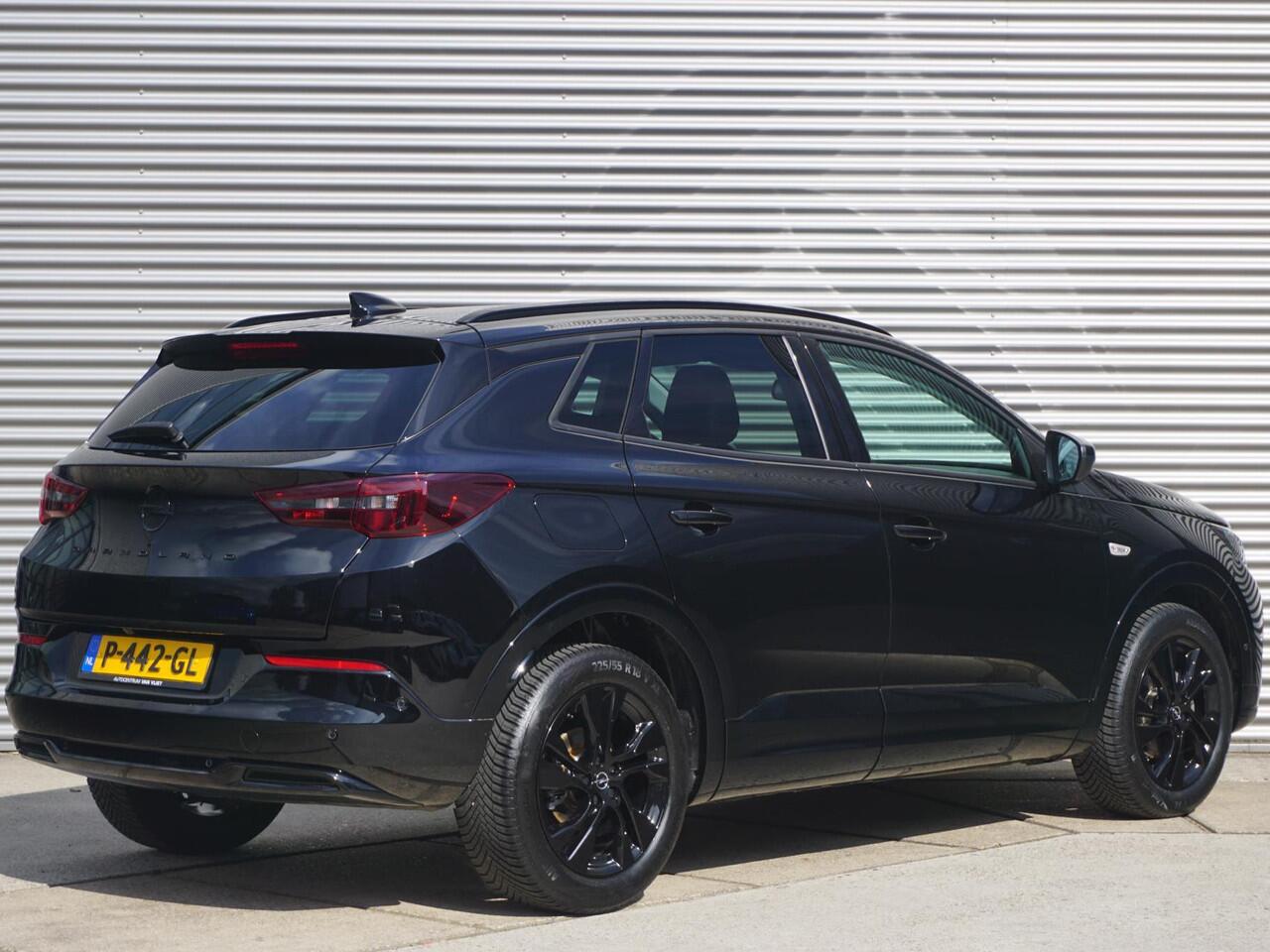 Opel Grandland 1.2 Turbo GS Line 180° Camera | All-season banden | Navigatie systeem