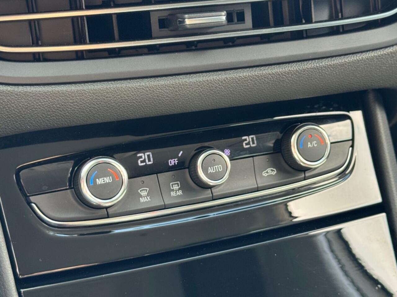 Opel Grandland 1.2 TURBO AUT. GS-LINE FACELIFT LED NAVI CAMERA CARPLAY AIRCO LMV PDC