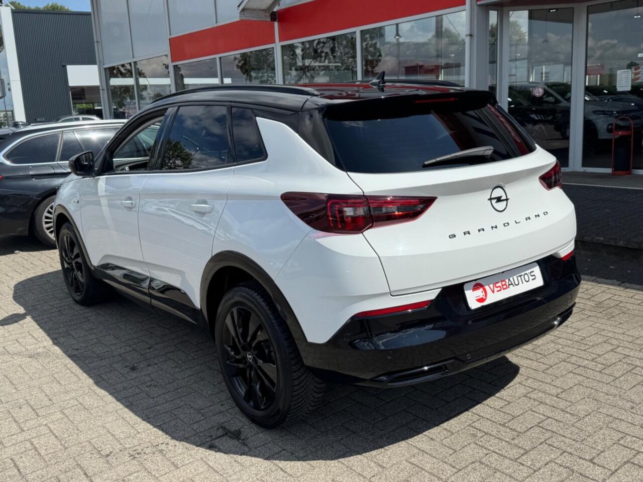 Opel Grandland 1.2 TURBO AUT. GS-LINE FACELIFT LED NAVI CAMERA CARPLAY AIRCO LMV PDC