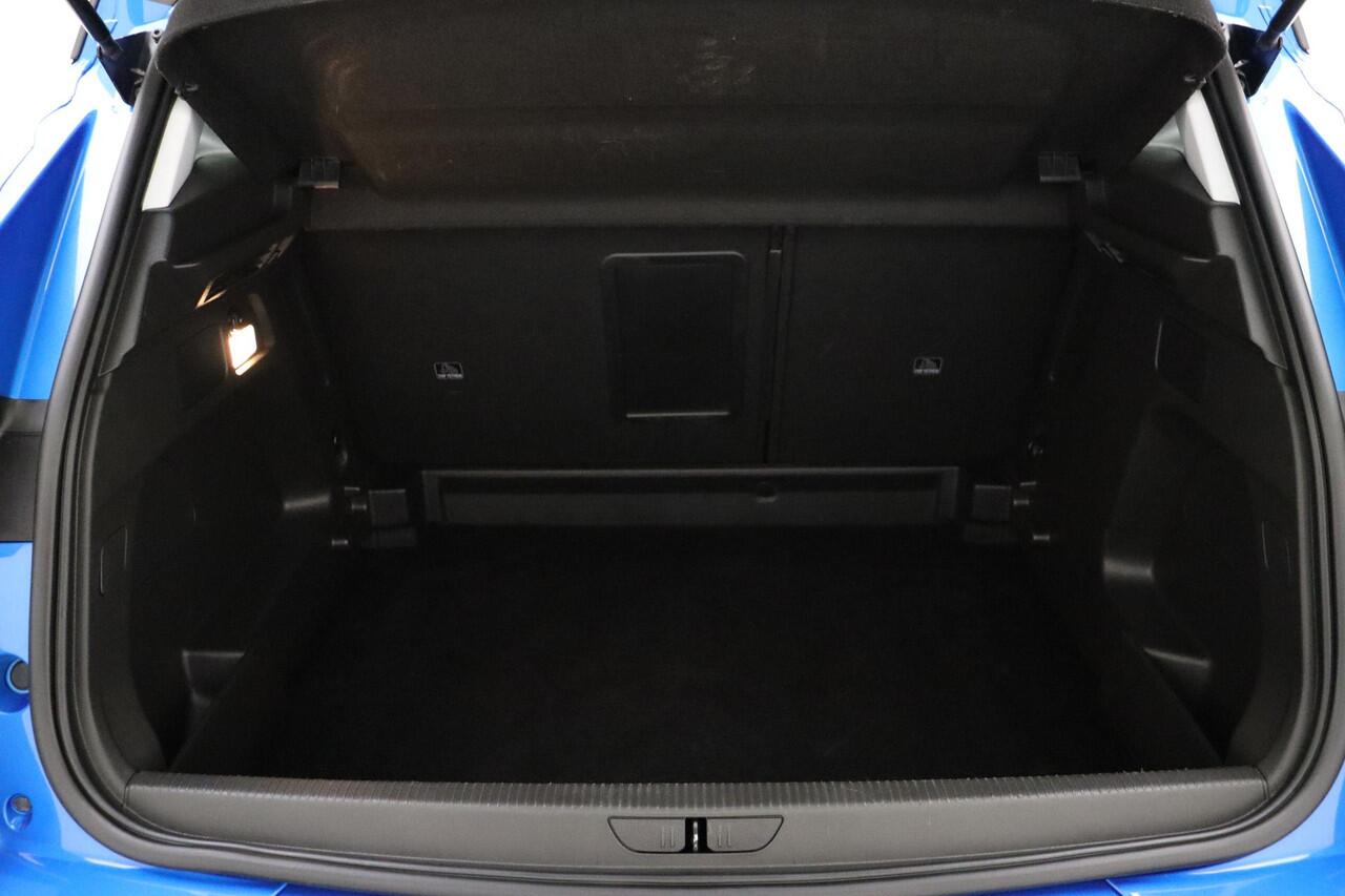 Opel Grandland 1.2 Turbo Ultimate | Adaptive Cruise Control | Stoelverwarming | Verwarmd stuurwiel | Keyless Entry & Start | 360° Camera | Matrix LED