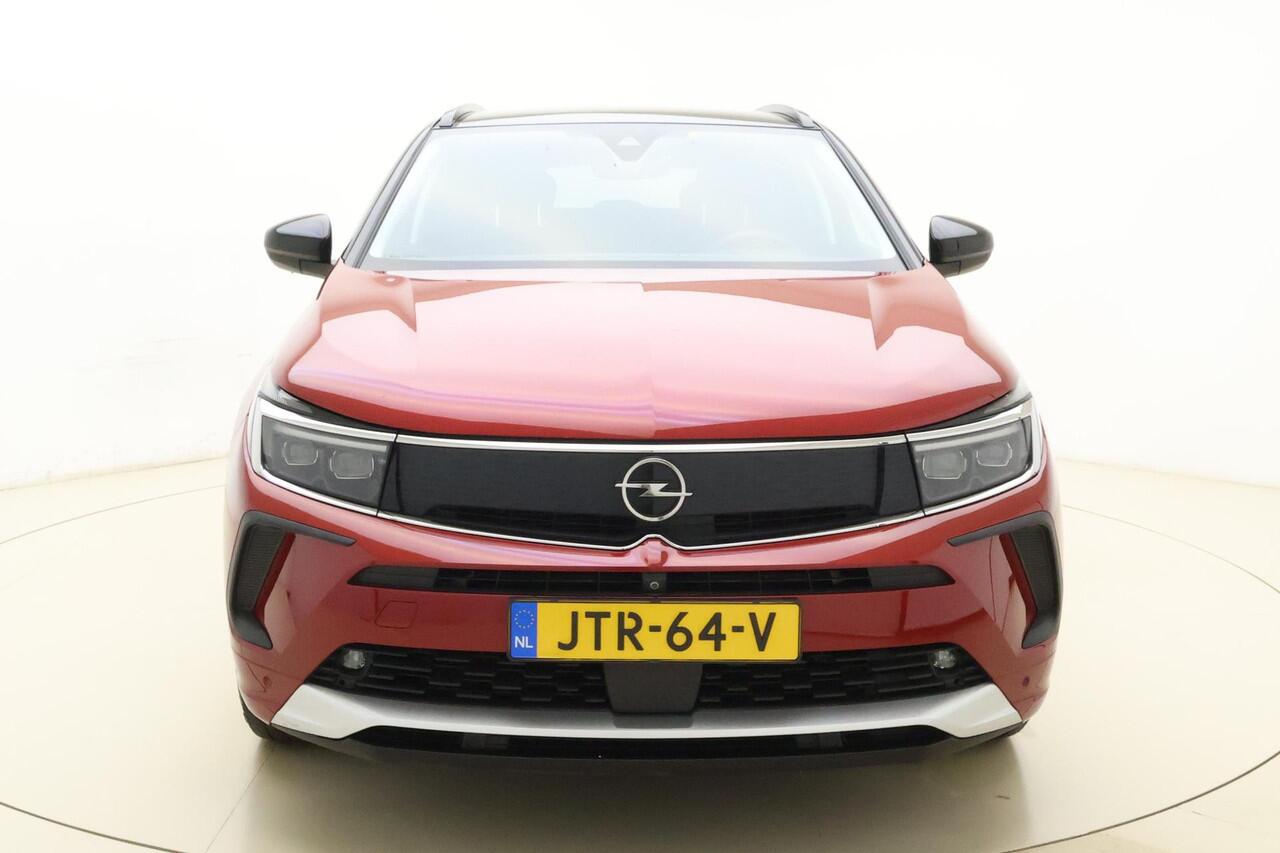 Opel Grandland 1.6 Turbo 225pk Plug-In Hybrid Ultimate | Automaat | Apple carplay | Electronic climate control | Navigatiesysteem | Parkeersensoren voor en achter