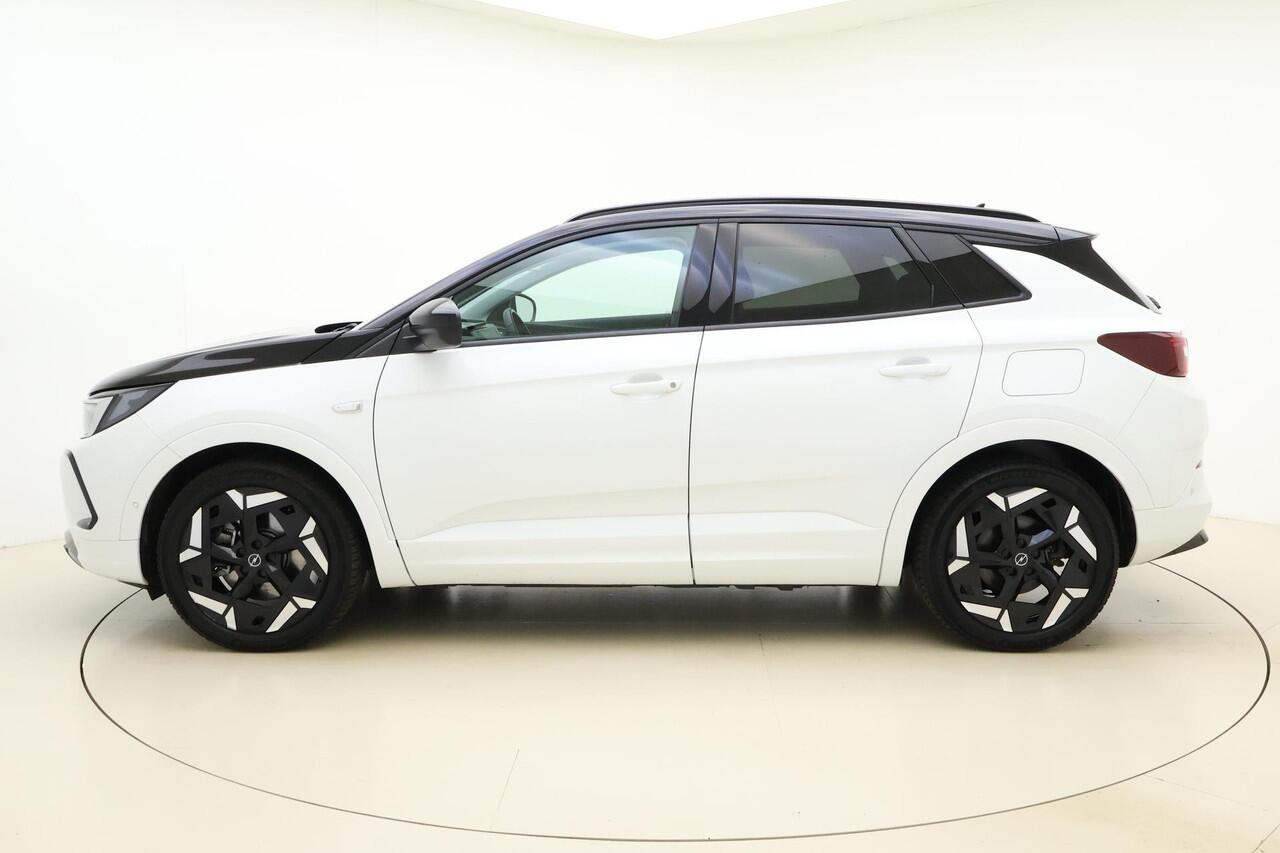 Opel Grandland 1.6 Turbo Plug-In Hybrid 300 pk 4x4 GSe | Adaptive Cruise Control | 360° Camera | Stoelverwarming | Elektrische achterklep | Night Vision | Camera | 19'' LM Velgen