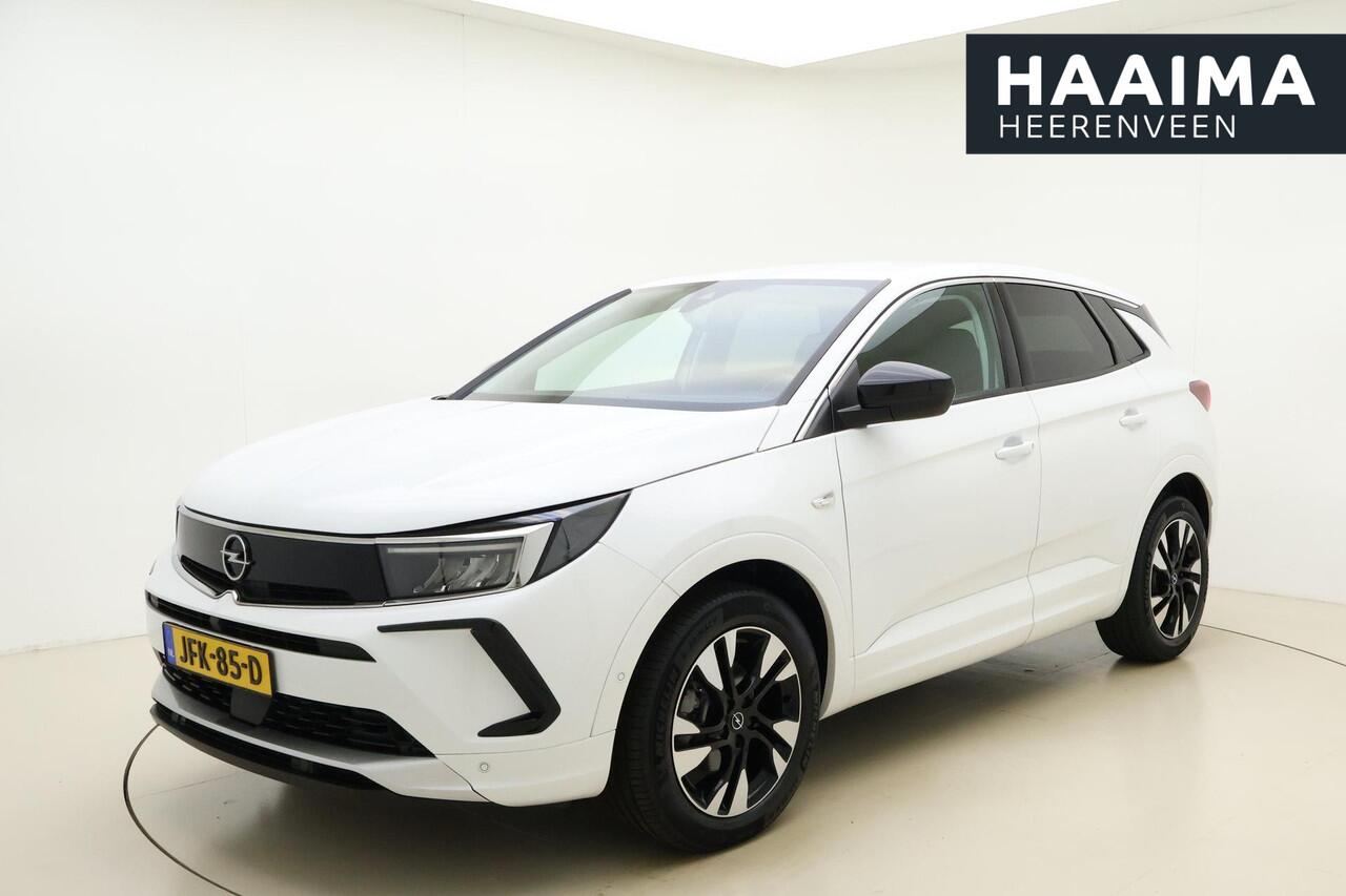 Opel Grandland 1.2 Turbo 130pk Automaat Business Elegance | Navigatie via APP | Climate & Cruise Control | Achteruitrijcamera | Parkeersensoren | LMV |