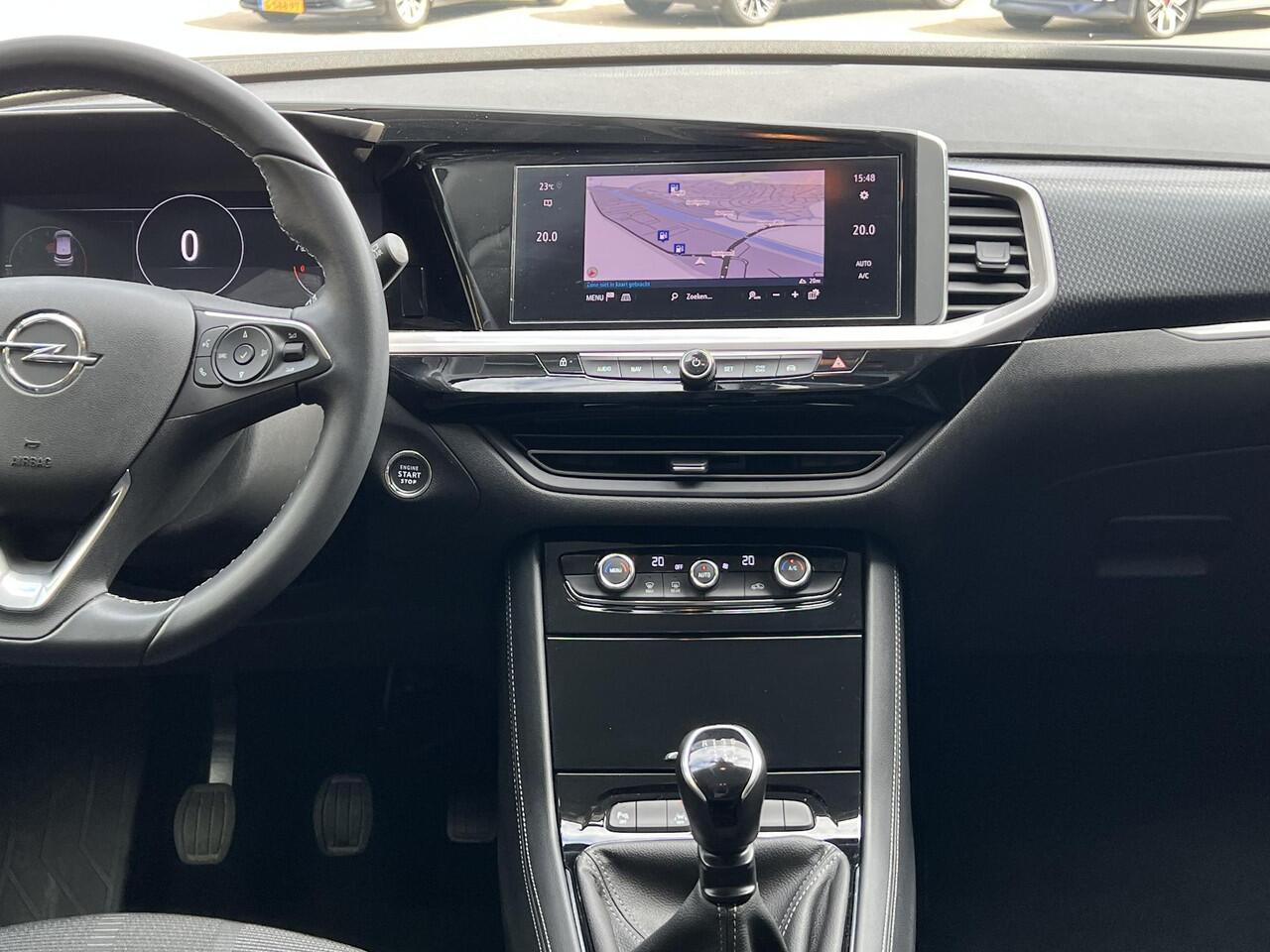 Opel Grandland 1.2 Turbo GS | Rondom zicht camera | Navigatie | Climate Control | DAB | LED | Cruise Control | Lichtmetaal |