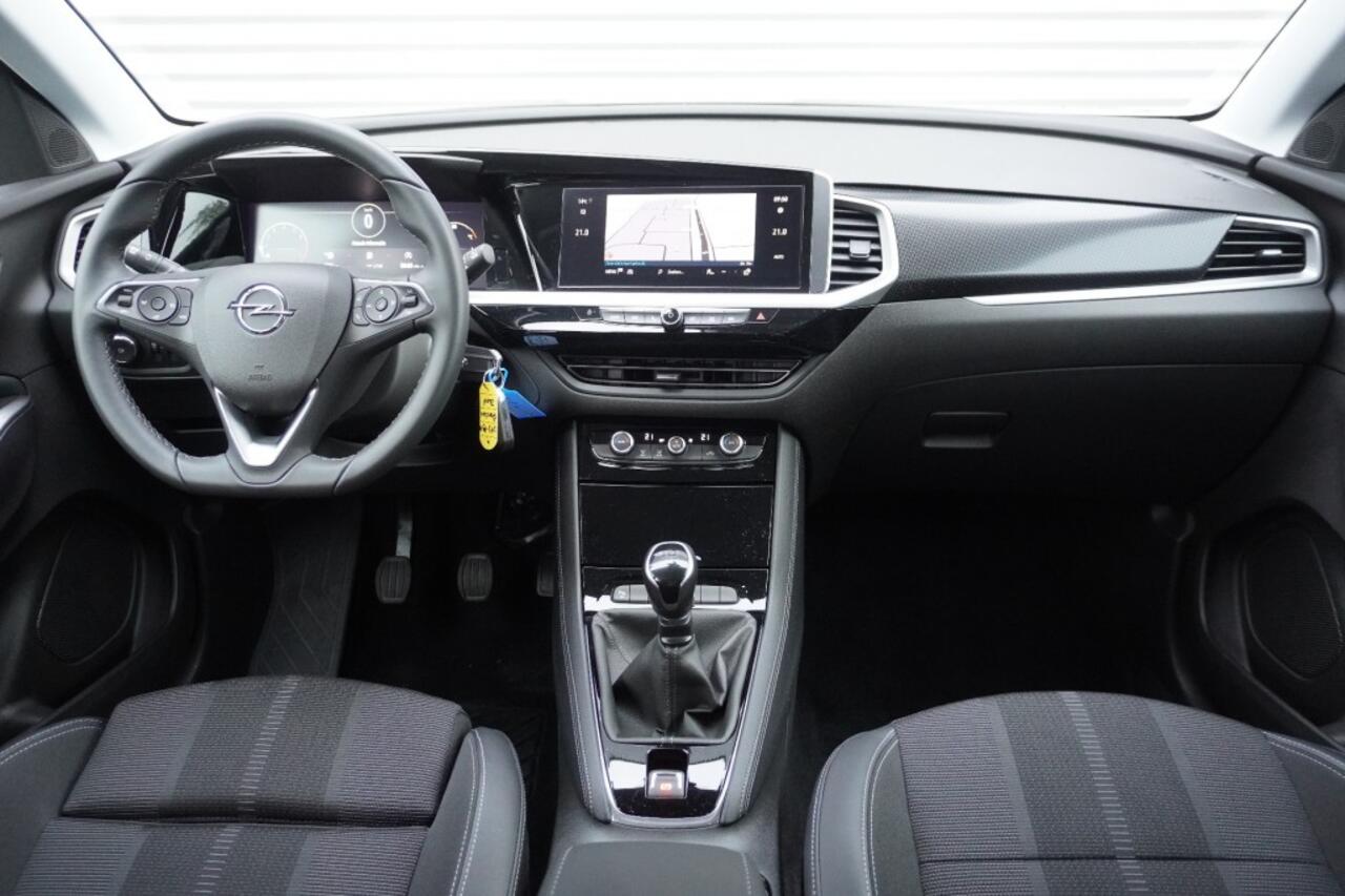Opel Grandland 1.2 Turbo GS / Camera + PDC / Navi Pro / 18 inch / DAB+