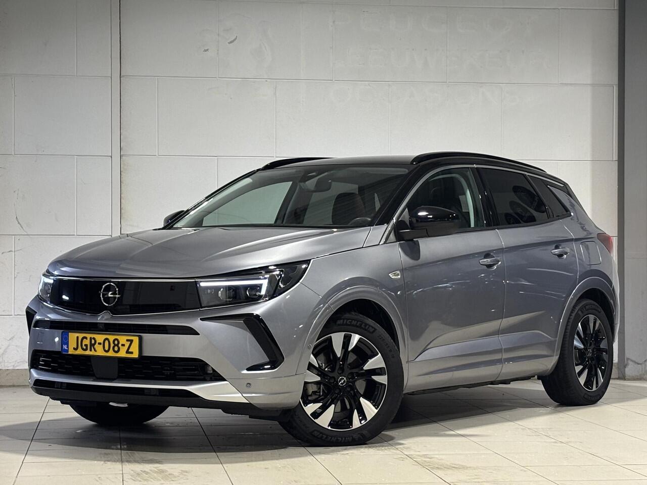 Opel Grandland Ultimate 1.6 HYbrid PHEV 225pk | ALCANTARA | LED PIXEL VERLICHTING | KEYLESS | WINTER PACK | ISOFIX | NAVI PRO |