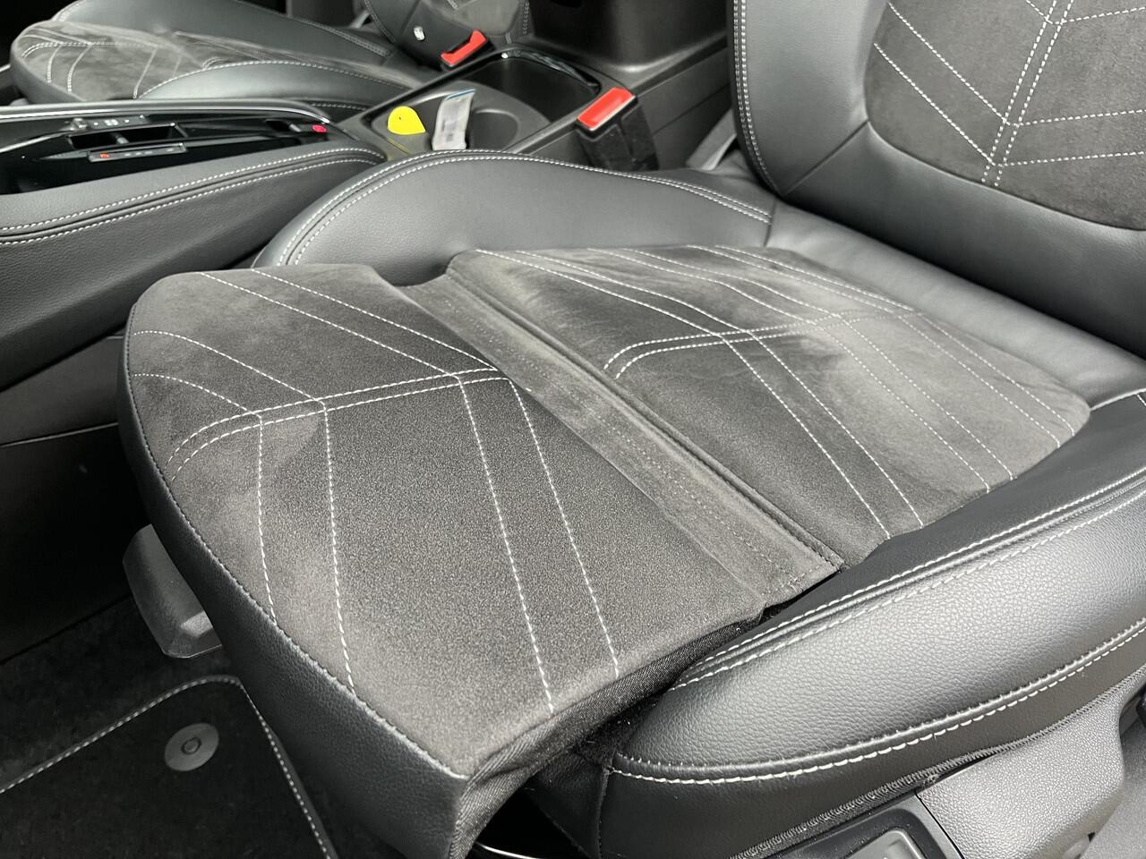 Opel Grandland GS 1.6 HYbrid PHEV 225pk | ALCANTARA/LEDER | AGR-STOELEN | BLACK PACK | KEYLESS | WINTER PACK | ISOFIX | NAVI PRO |