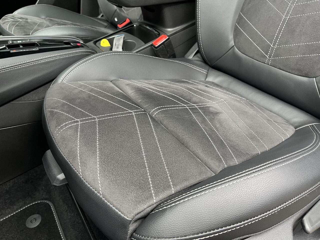 Opel Grandland GS 1.6 HYbrid PHEV 225pk | ALCANTARA/LEDER | AGR-STOELEN | BLACK PACK | KEYLESS | WINTER PACK | ISOFIX | NAVI PRO |