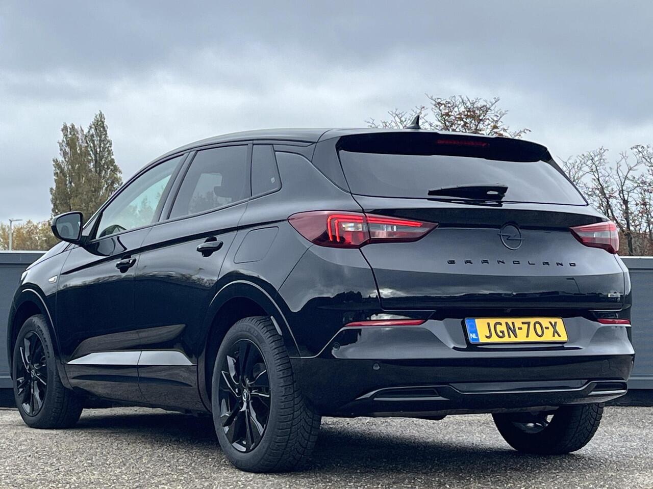 Opel Grandland GS 1.6 HYbrid PHEV 225pk | ALCANTARA/LEDER | AGR-STOELEN | BLACK PACK | KEYLESS | WINTER PACK | ISOFIX | NAVI PRO |
