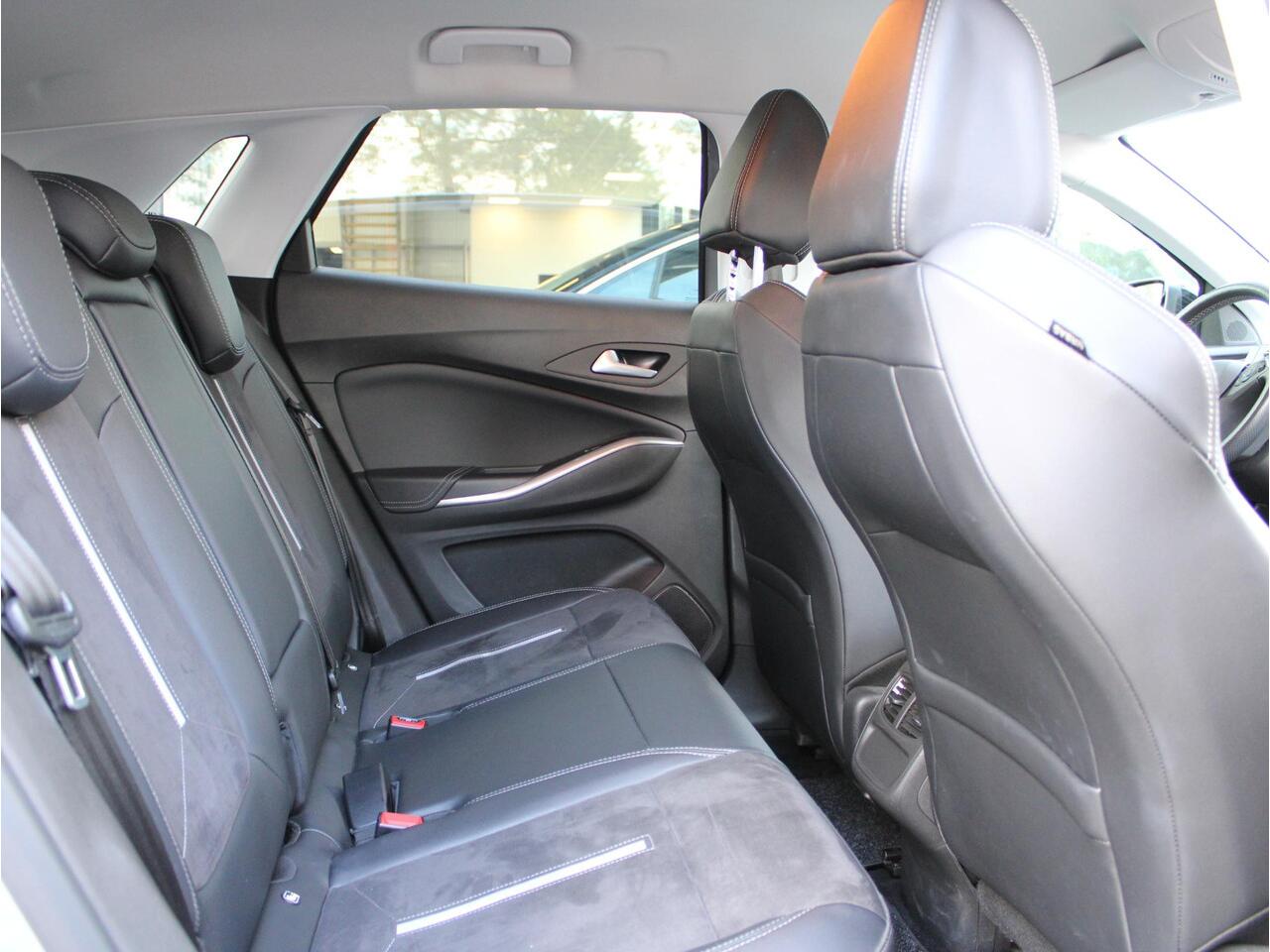 Opel Grandland 1.6 Turbo Plug-In Hybrid 4x4 GSe | Navi / Alcantara / Camera