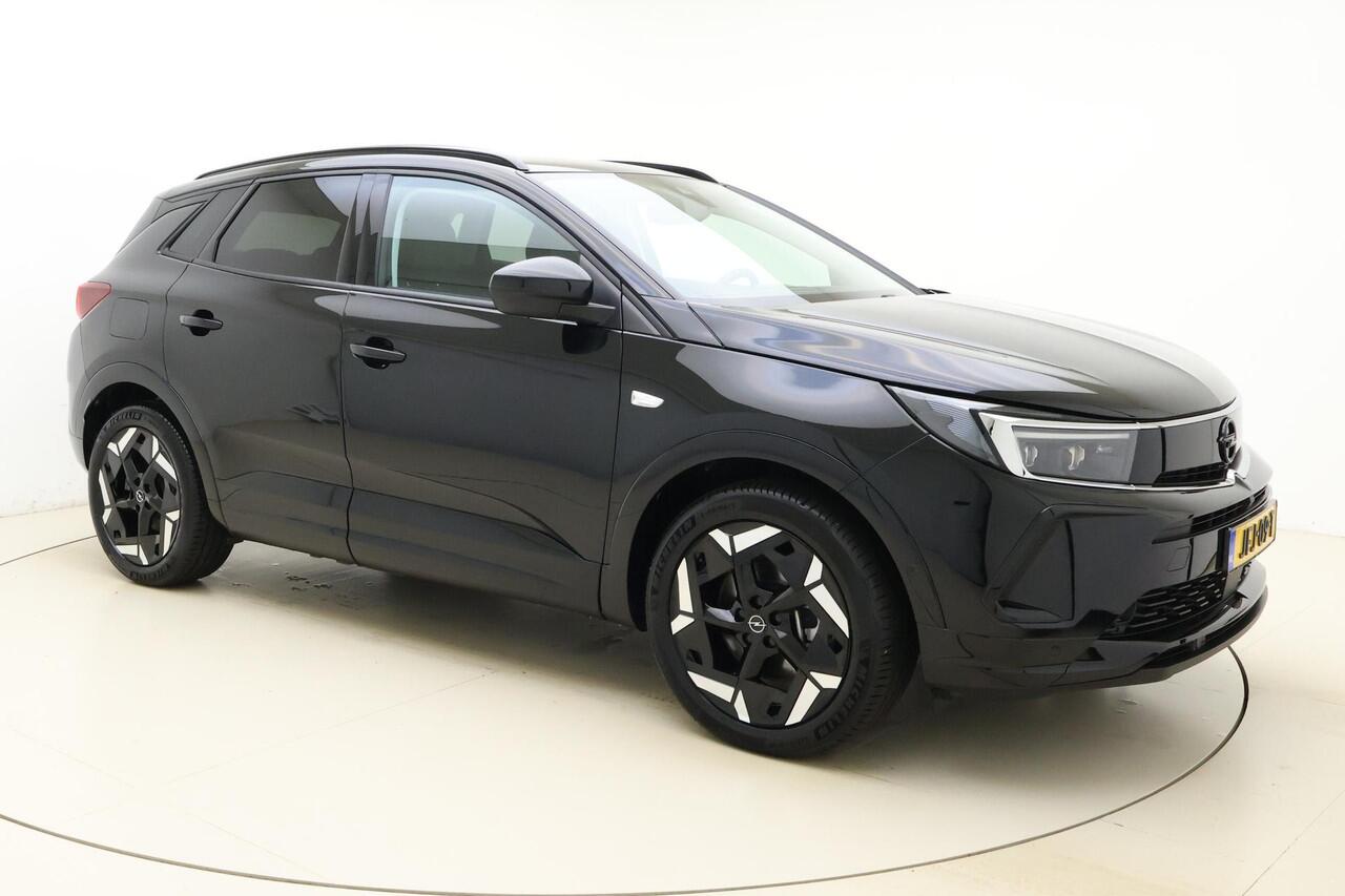 Opel Grandland 1.6 Turbo Plug-In Hybrid 300pk 4x4 GSE | Climate control | Navigatie | Winter Pakket | Parkpilot | Black Pakket | Elektrisch Pakket | 18" Lichtmetalenvelgen