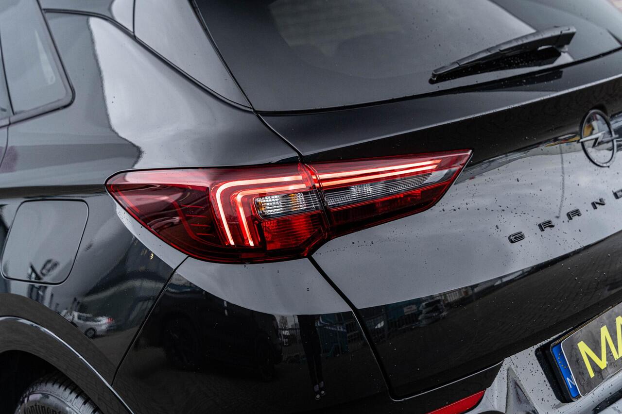 Opel Grandland Plug-In Hybrid 1.6 Turbo GS Line | Adaptive cruise control | LED koplampen | Navigatie | Android Auto / Apple Carplay | Stoel- en stuurverwarming | Achteruitrijcamera | Ergonomische voorstoelen |