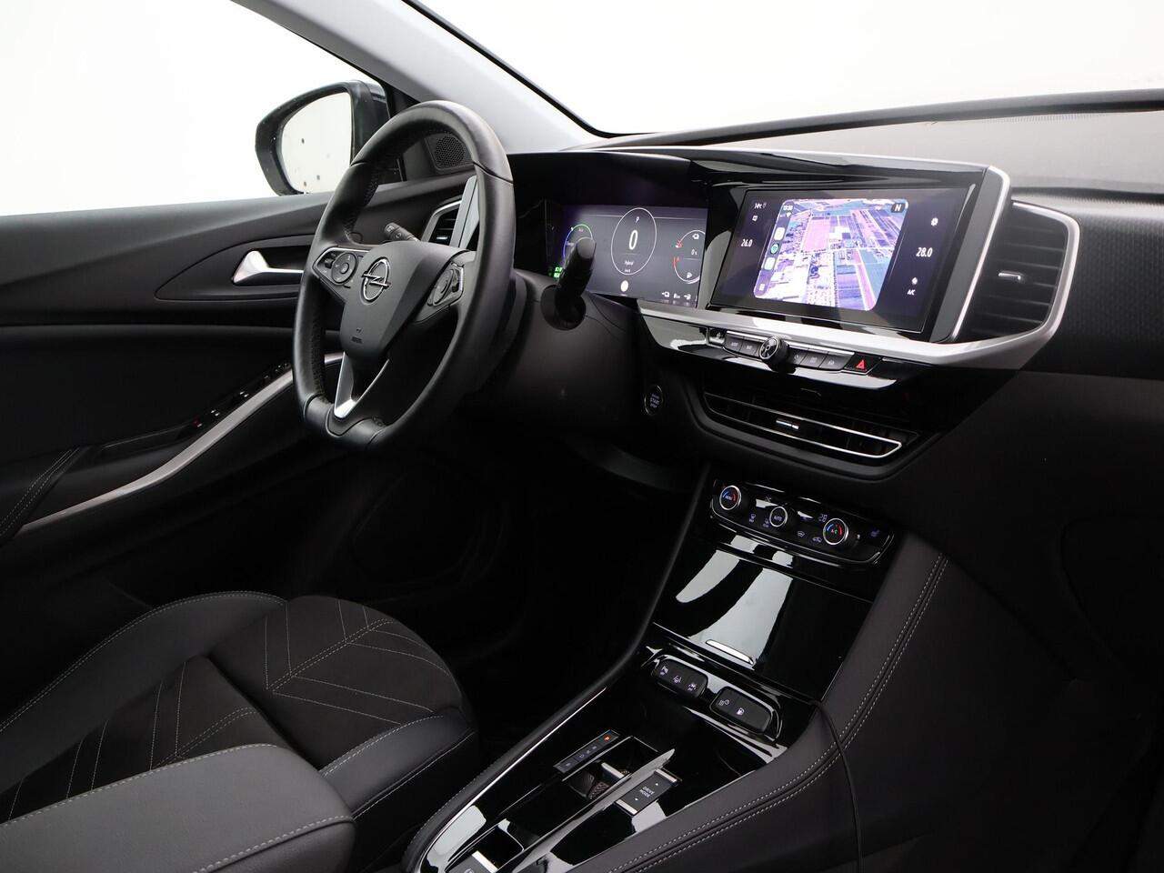 Opel Grandland 1.6 TURBO PLUG-IN 224 PK ULTIMATE + TREKHAAK | ADAPTIVE CRUISE | STUUR/STOELVERW. | LED