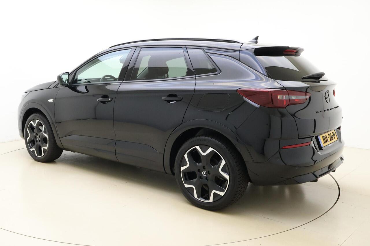 Opel Grandland 1.6 Turbo Plug-In Hybrid 300pk 4x4 GSe | Navigatie | Camera | Comfort stoelen | Elektrische achterklep | Stoel- en stuurverwarming | Adaptive Cruise control |