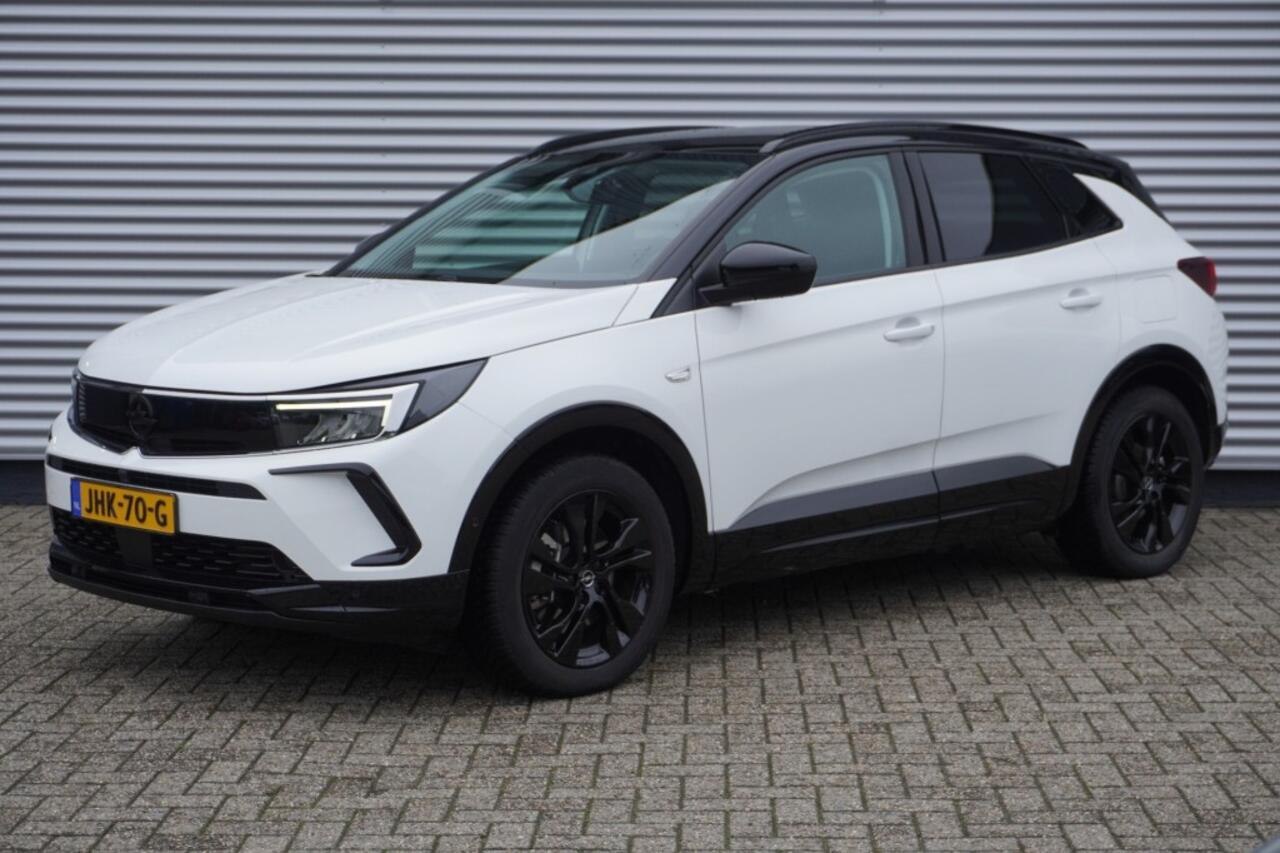 Opel Grandland 1.6 Turbo Hybrid GS / Camera / Winterpakket / Adaptive cruise / AGR-stoelen