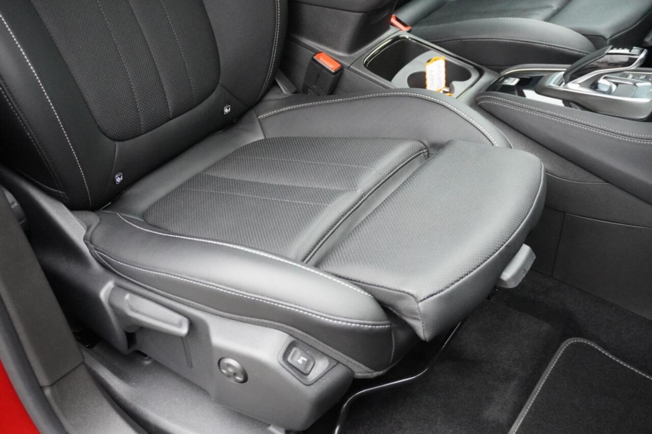 Opel Grandland 1.6 Turbo Hybrid Ultimate / Camera / Leer / Winterpakket / Adaptive Cruise / LED