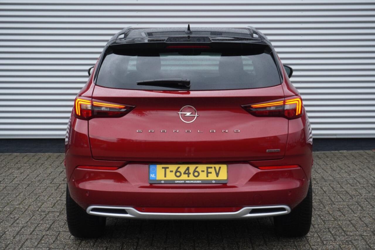 Opel Grandland 1.6 Turbo Hybrid Ultimate / Camera / Leer / Winterpakket / Adaptive Cruise / LED