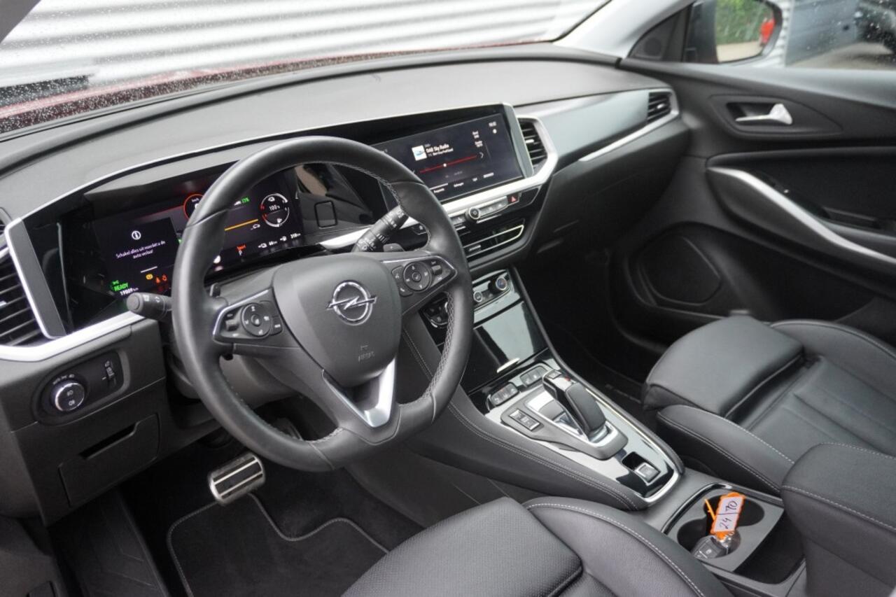 Opel Grandland 1.6 Turbo Hybrid Ultimate / Camera / Leer / Winterpakket / Adaptive Cruise / LED
