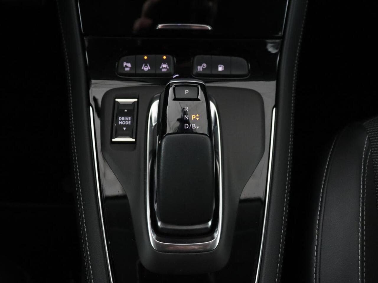 Opel Grandland 1.6 Turbo Plug-In Hybrid Level 3 | Trekhaak | Adaptive cruise | 360 Camera | Navigatie | Carplay | Stuurverwarming | Full LED | PHEV