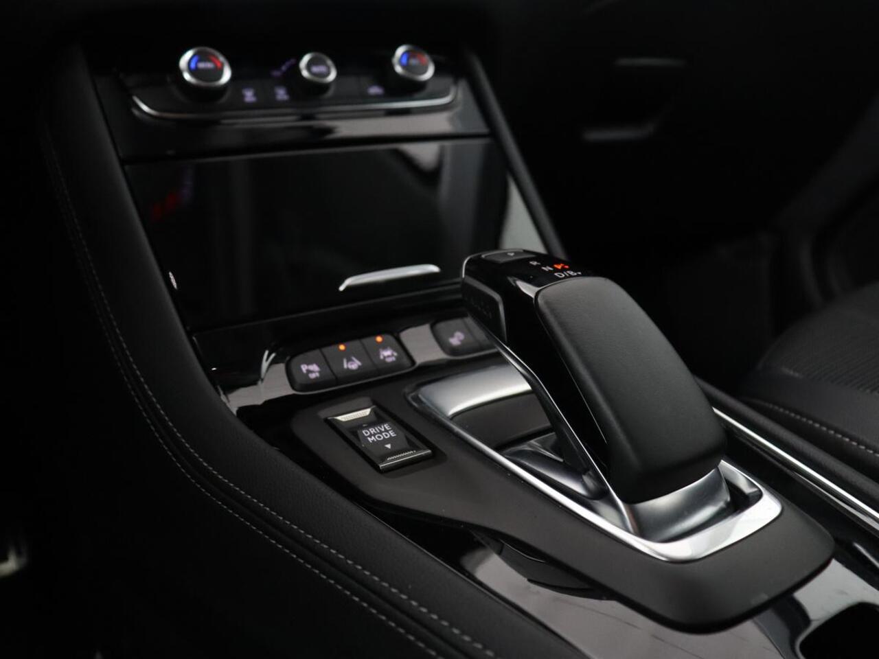 Opel Grandland 1.6 Turbo Plug-In Hybrid Level 3 | Trekhaak | Adaptive cruise | 360 Camera | Navigatie | Carplay | Stuurverwarming | Full LED | PHEV