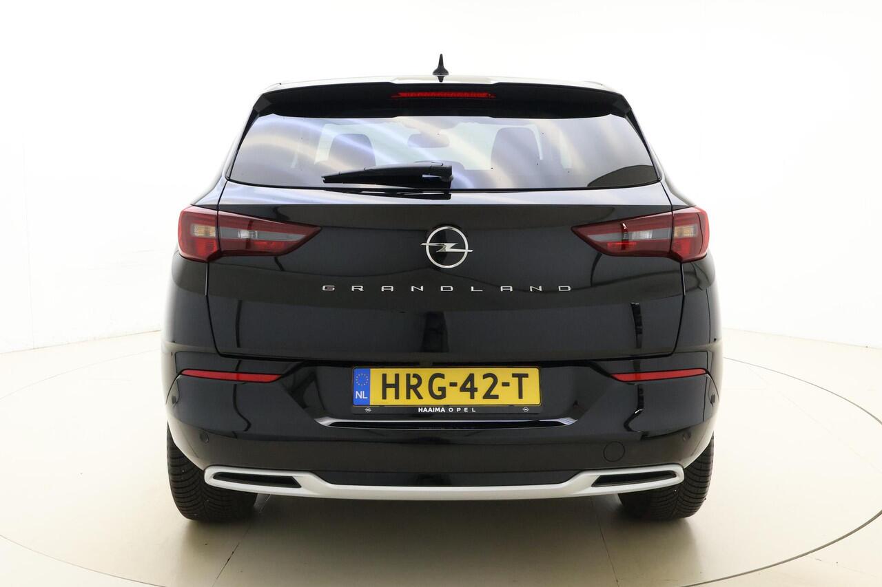 Opel Grandland 1.2 Turbo 130pk GS | Achteruitrijcamera | Climate control | Cruise control | LED verlichting | Navigatie | Privacy glass | Parkeersensoren