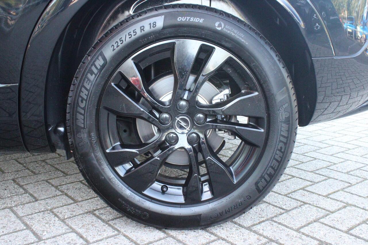 Opel Grandland 1.2 Turbo 136PK AUTOMAAT Hybrid GS | BLACK PACK | STOEL/STUUR VERWARMING | NAVIGATIE | APPLE CARPLAY/ANDROID AUTO | DODEHOEK DETECTIE | 18" LICHTMETALEN VELGEN | DAB+ RADIO | PARKEERSENSOREN VOOR + ACHTER | ADAPTIVE CRUISE CONTROL | ACHTERUITRIJ CAMERA |